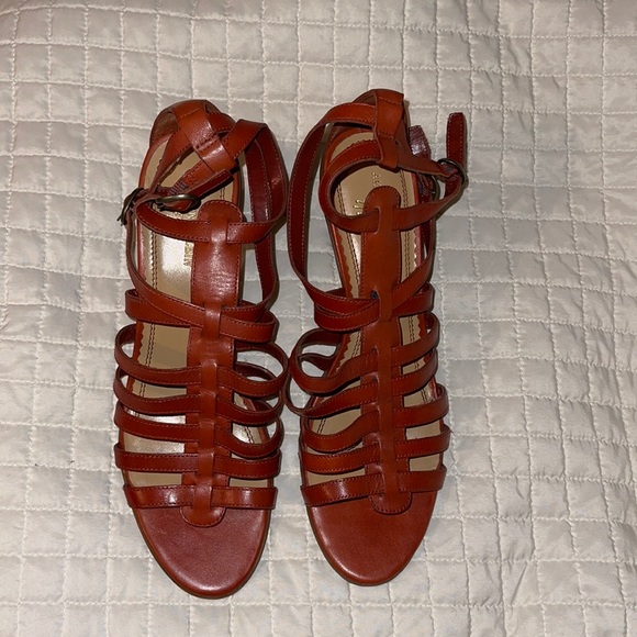 EUC ANNE KLEIN IFLEX ANKLE STRAPPY SANDALS SZ 9.5 - Picture 1 of 9